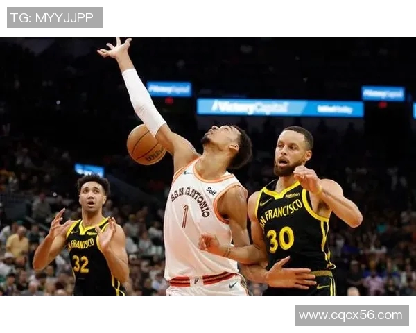 东契奇狂砍73分刷新现役得分纪录独行侠力克太阳终结其11连胜之旅